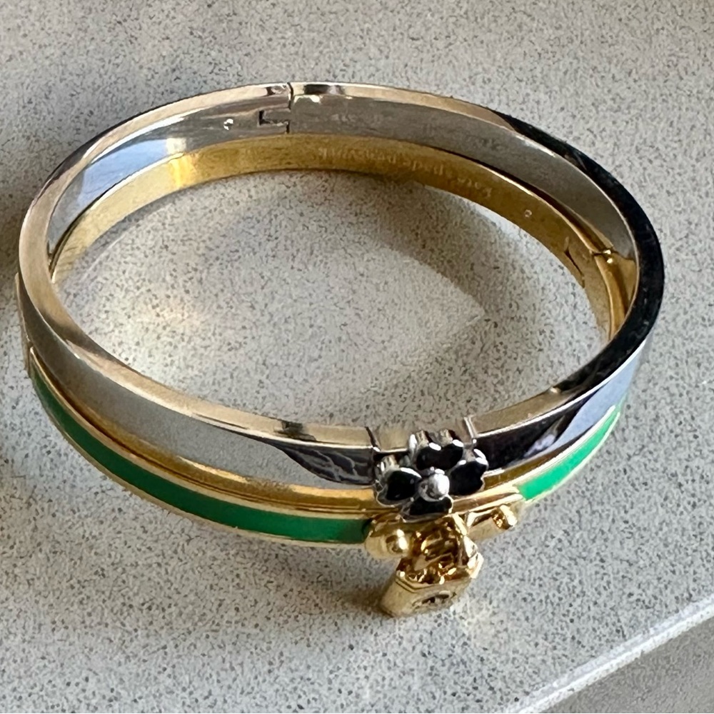 NWOT KATE SPADE ♠️ NEW YORK lock 🔒 and spade ♠️ charm bangle bracelet ORANGE - Picture 6 of 11